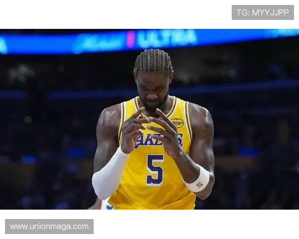 艾顿谈换防表现：教练信任让我自信队友支援让我感到自在